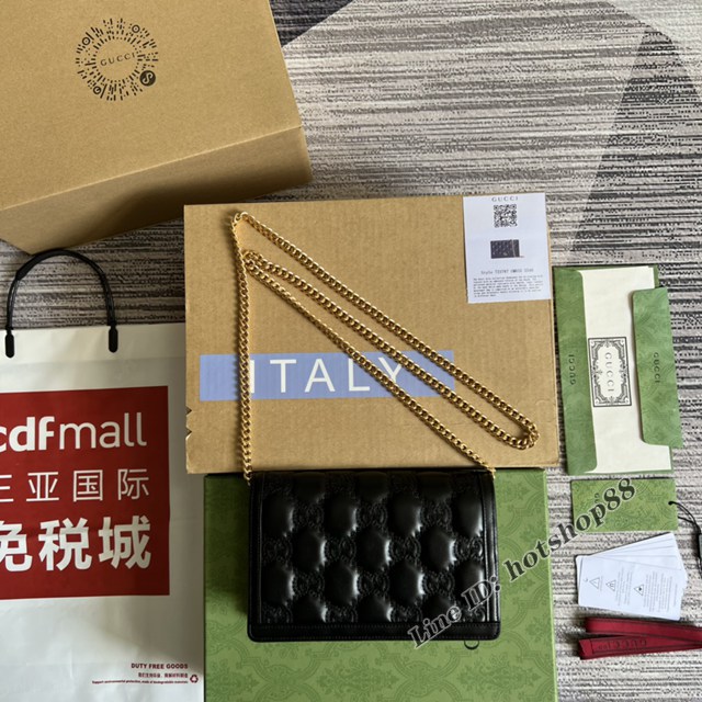 Gucci官網2022新款絎縫皮革女士小挎包 古馳GG Matelassé鏈條包723787 gqy4662